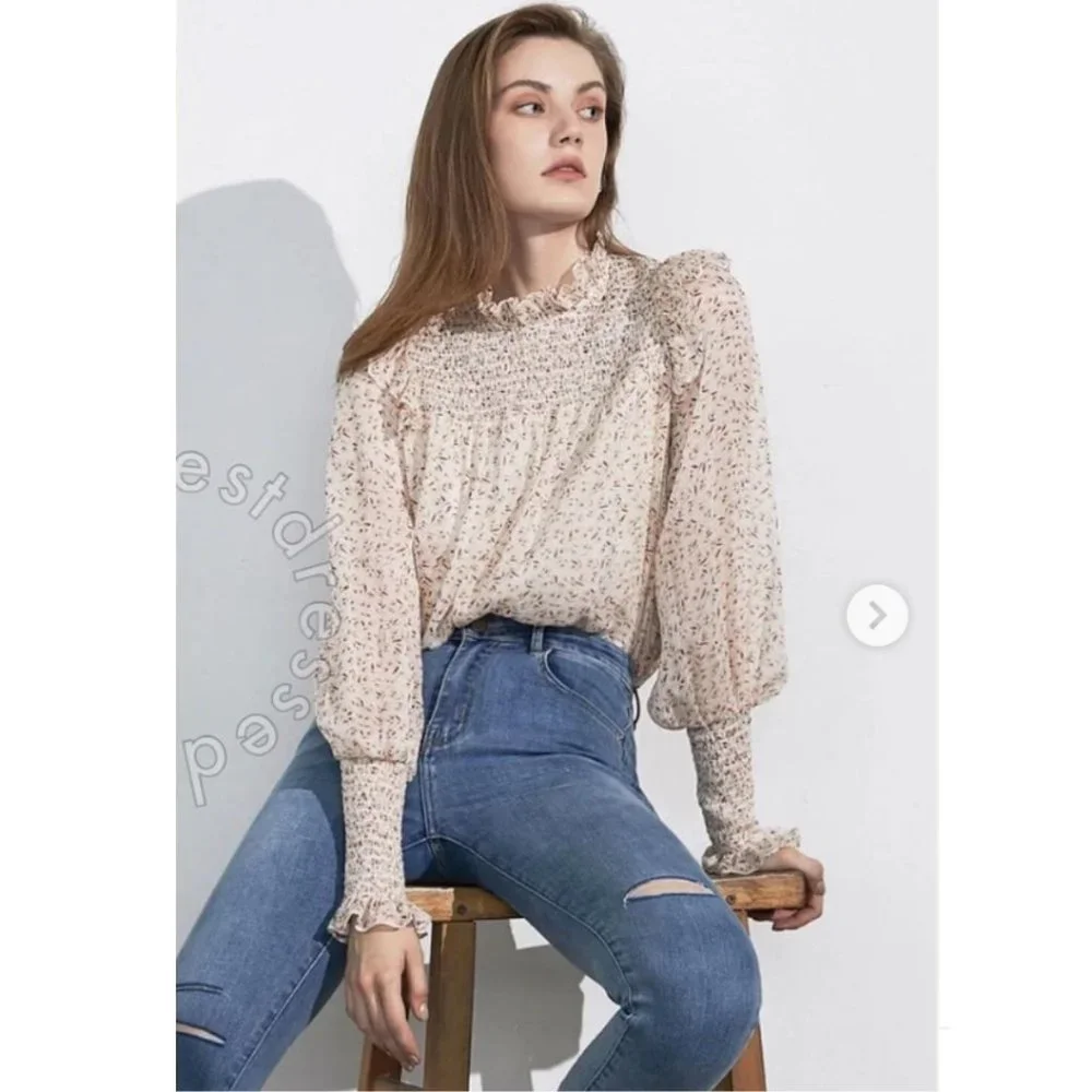 (SOLD) J.ING Delilah Cream Floral Blouse - Picture 1 of 5